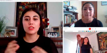 Alumnas de la UNAM presentan el primer examen profesional en línea