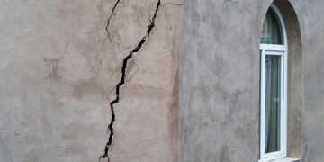 La formación de grietas: Múltiples causas y tipos.