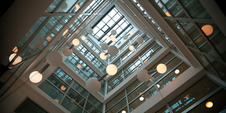 Diseño de iluminación para espacios interiores