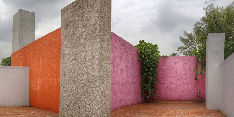 Vida y obra de Luis Barragán: Un maestro de la arquitectura mexicana